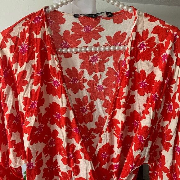 Zara Red Floral Print Wrap Mini Dress - Picture 8 of 10